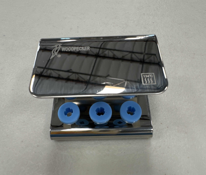 Woodpecker Tips Holder