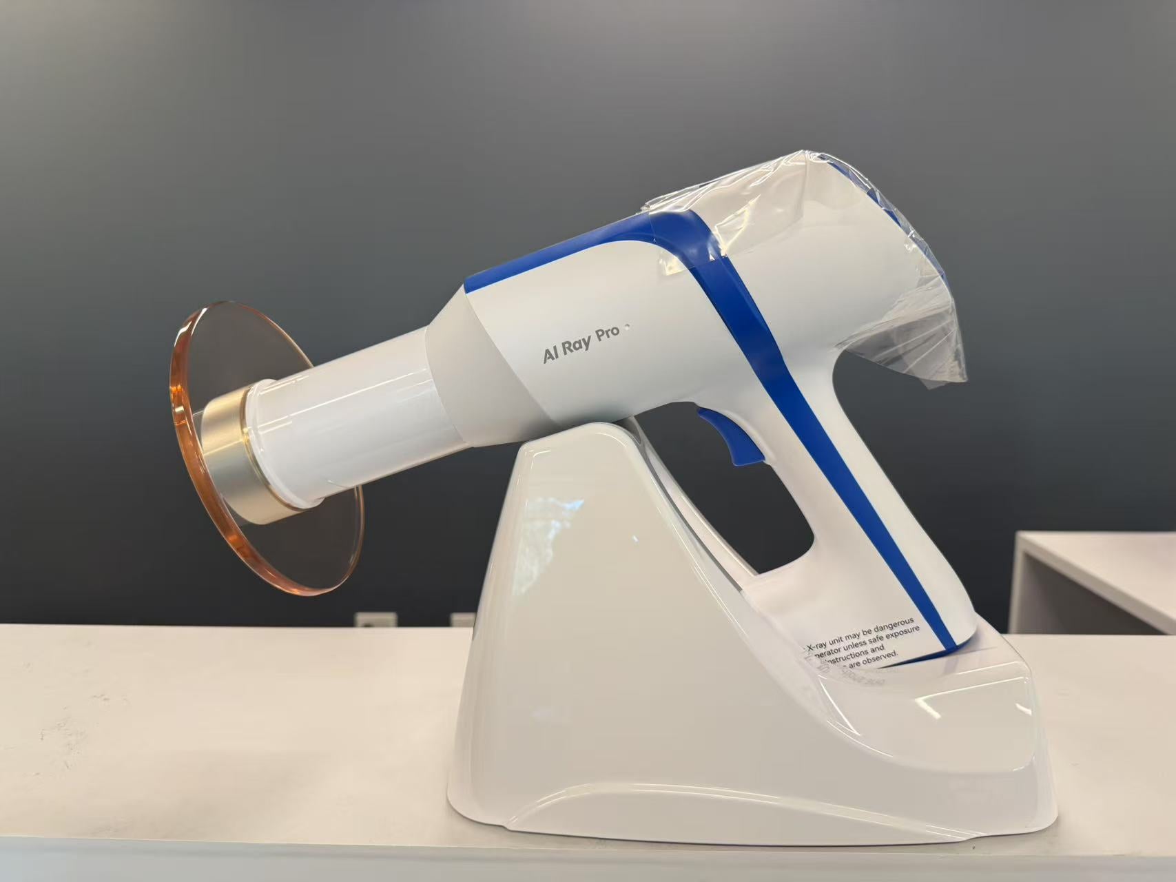 Woodpecker AiRay Pro Portable X-Ray w/ scatter shield and stand, 2 year warranty